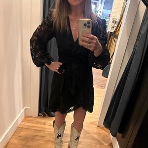Women's Black Lace Wrap Long-Sleeve Dress - Small